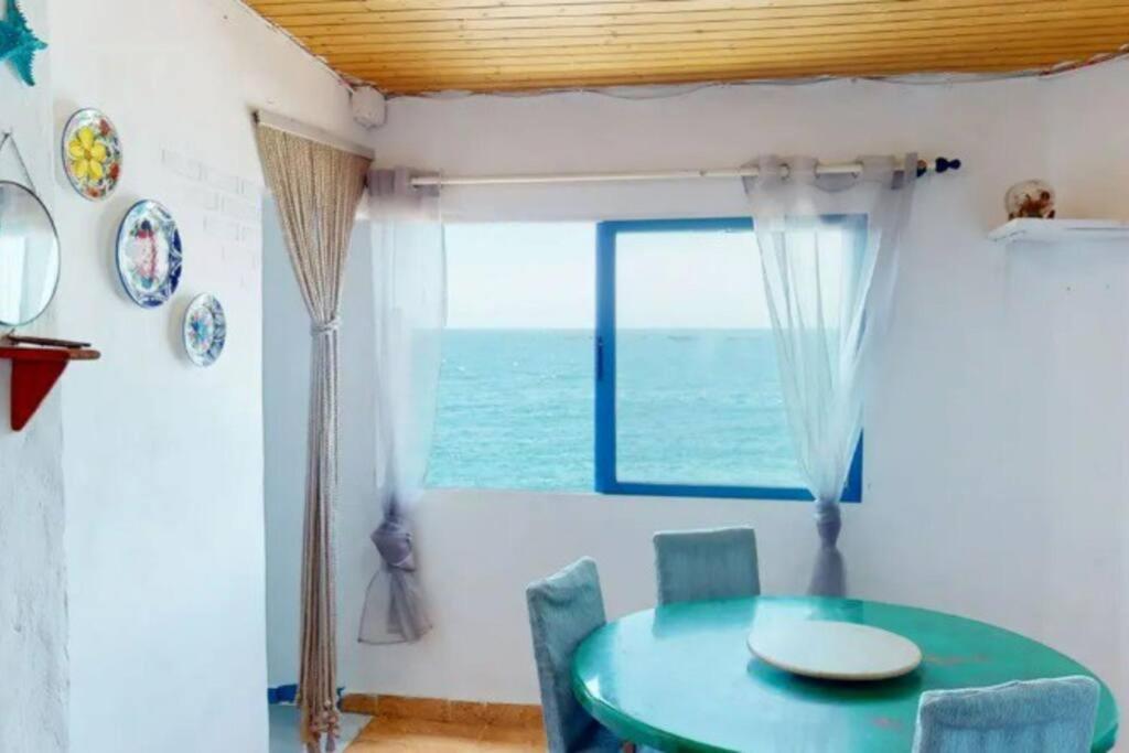 La Casa Con Terraza Privada Sobre El Mar * Telde